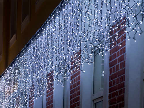 Lichtervorhang - verzaubert durch den Schleier aus zarten Lichtpunkten - eisweiß, 250x300 cm (BxL)